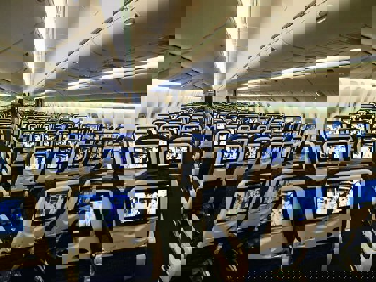 How to have a good flight to Japan?