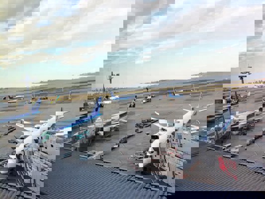 Planes at Haneda Airport