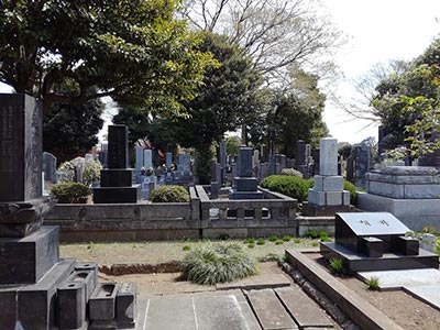 Yanaka Cemetery