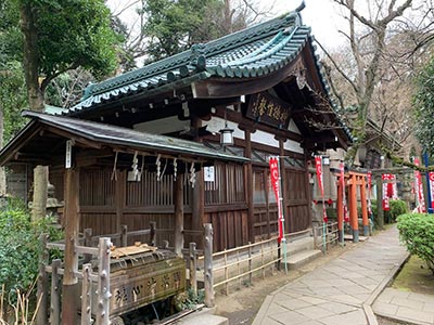 Hanazono Inari Shrine