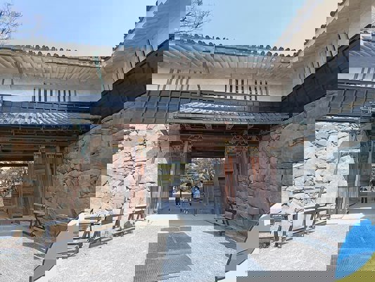 Matsumoto Black Door