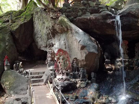 Statues of the protective god of fire