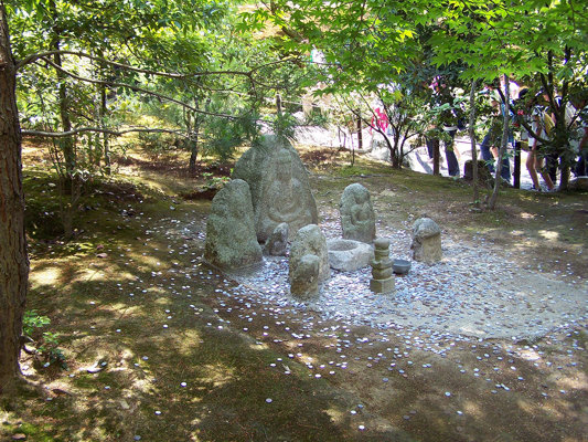 Buddha in the Kinkaku-ji garden