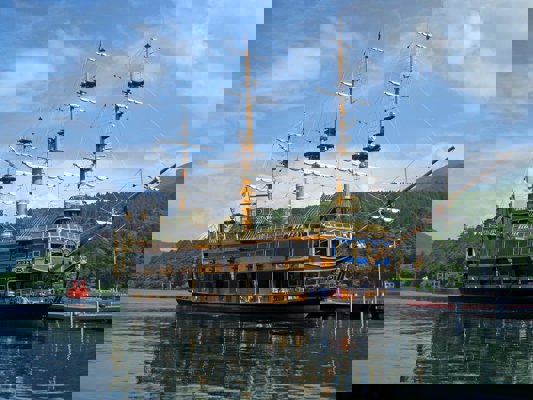 Lake Ashi Pirate Boat